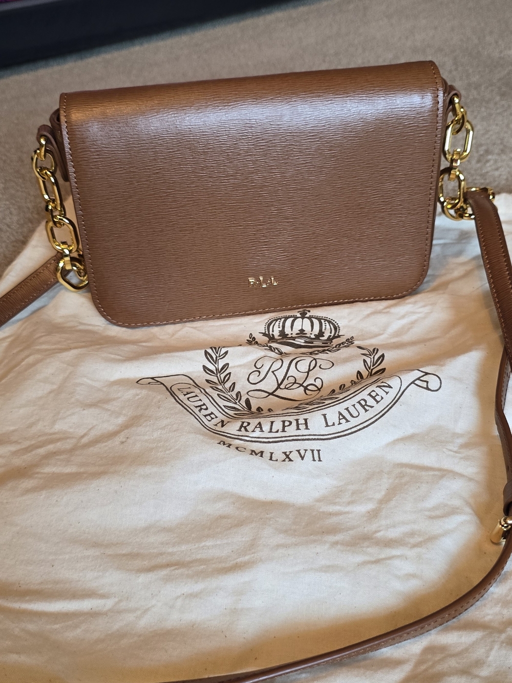 Ralph Lauren Chestnut Brown Leather Crossbody with Gold Hardware - Picture 2 of 3